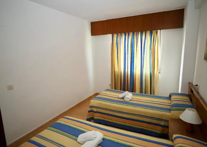 Apartamentos Torre Gerona